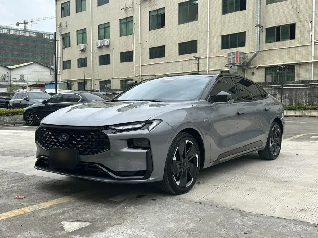 2023 Ford Mondeo 2.0T 254HP L4 8AT