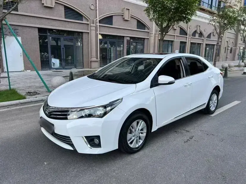 2014 Toyota Corolla 1.6L 122HP L4 CVT