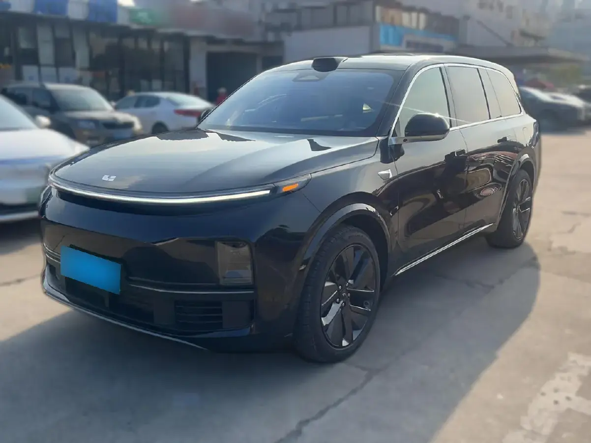 2022 Li L9 Range Extended 154HP REEV 42.6KWH