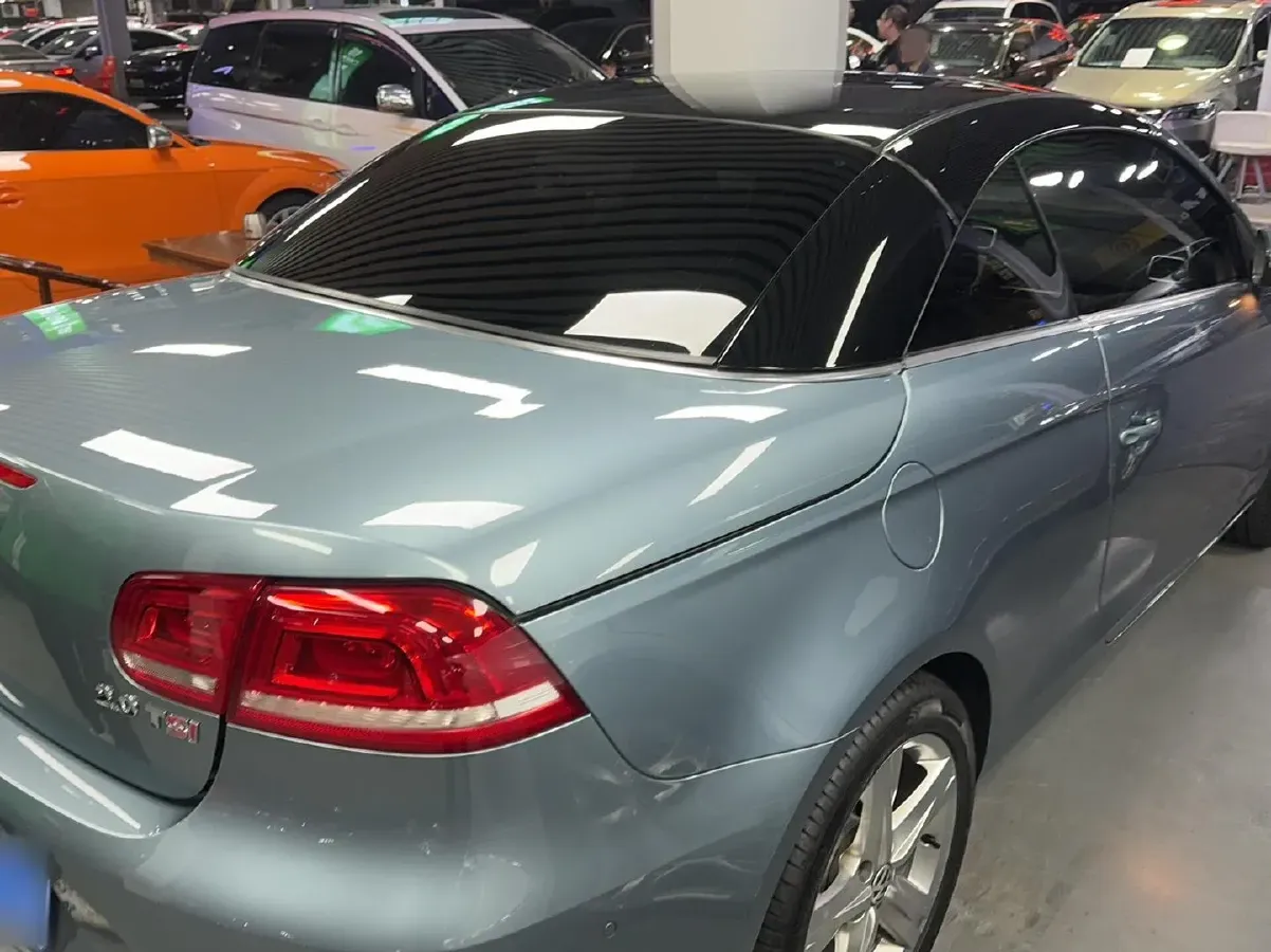 2011 Volkswagen Eos 2.0T 211HP L4 6DCT,autocango,china used car exporter,china ev exporter,chinese used car exporter,chinese used ev exporter