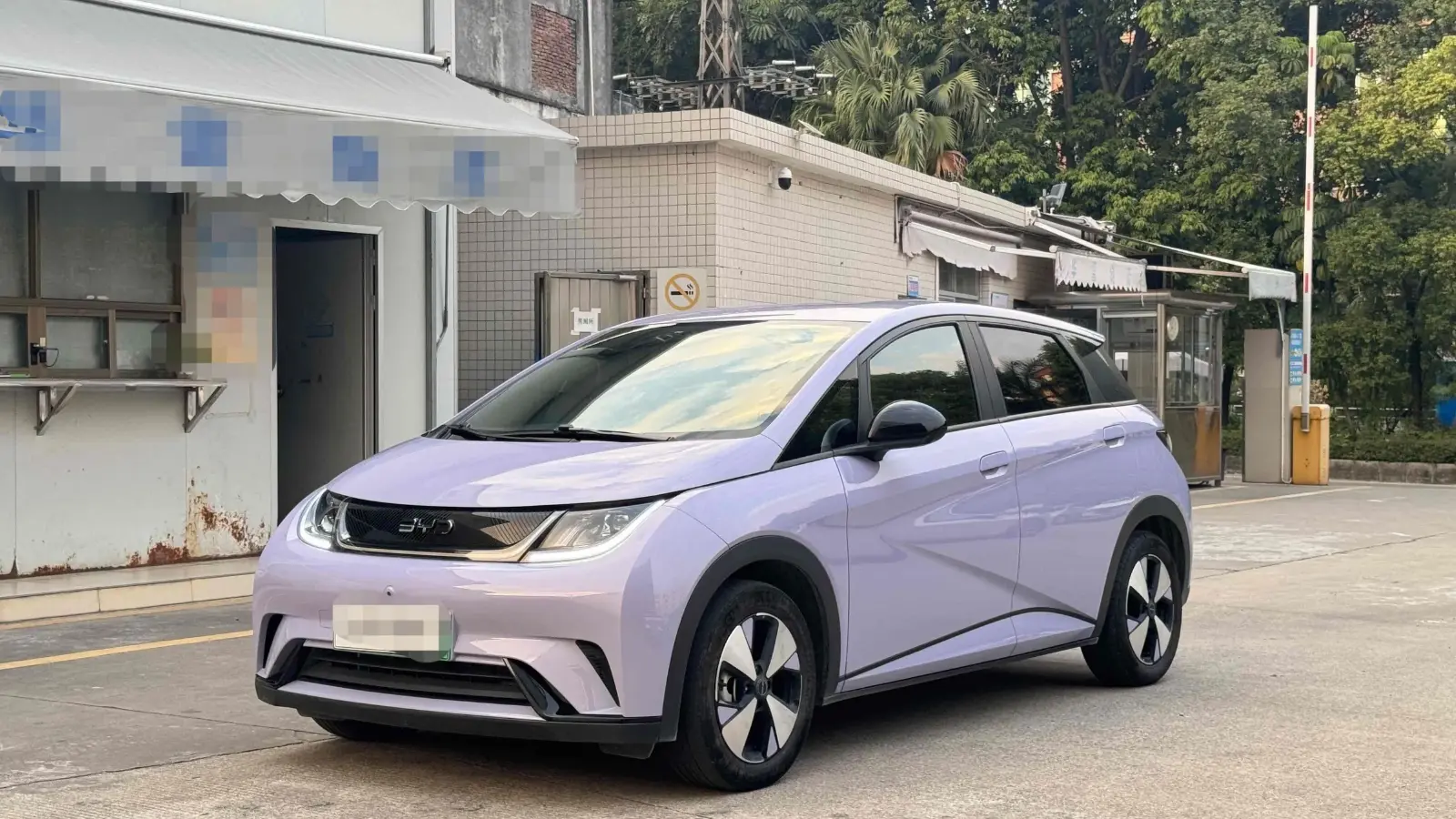 2023 BYD Dolphin BEV 44.928KWH