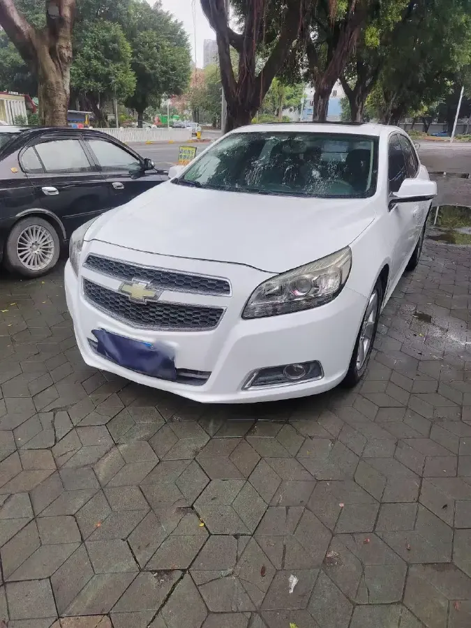 2013 Chevrolet Malibu 2.0L 154HP L4 6AT