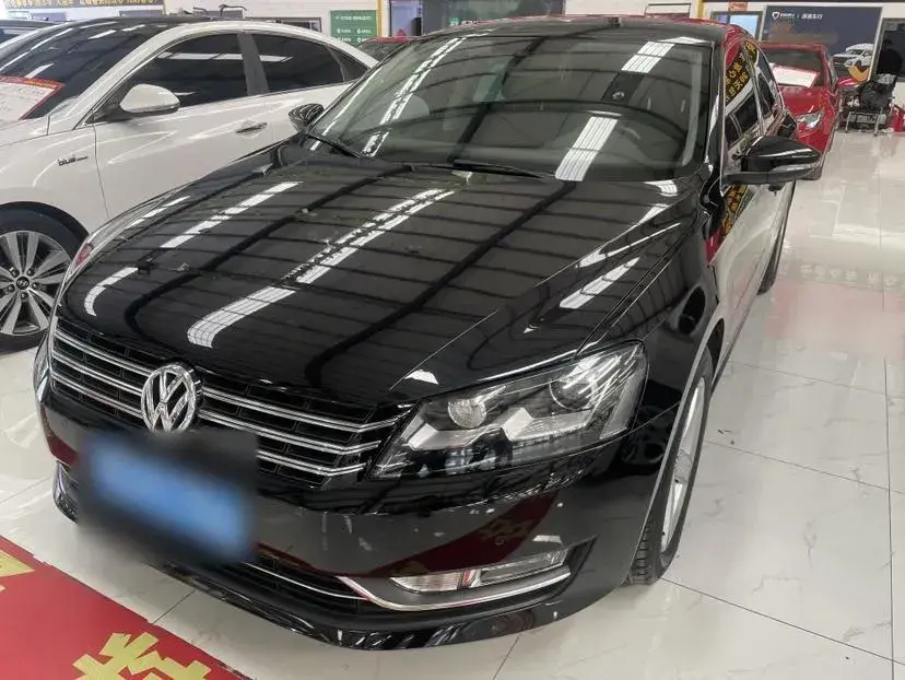 2015 Volkswagen Passat 1.8T 160HP L4 7DCT