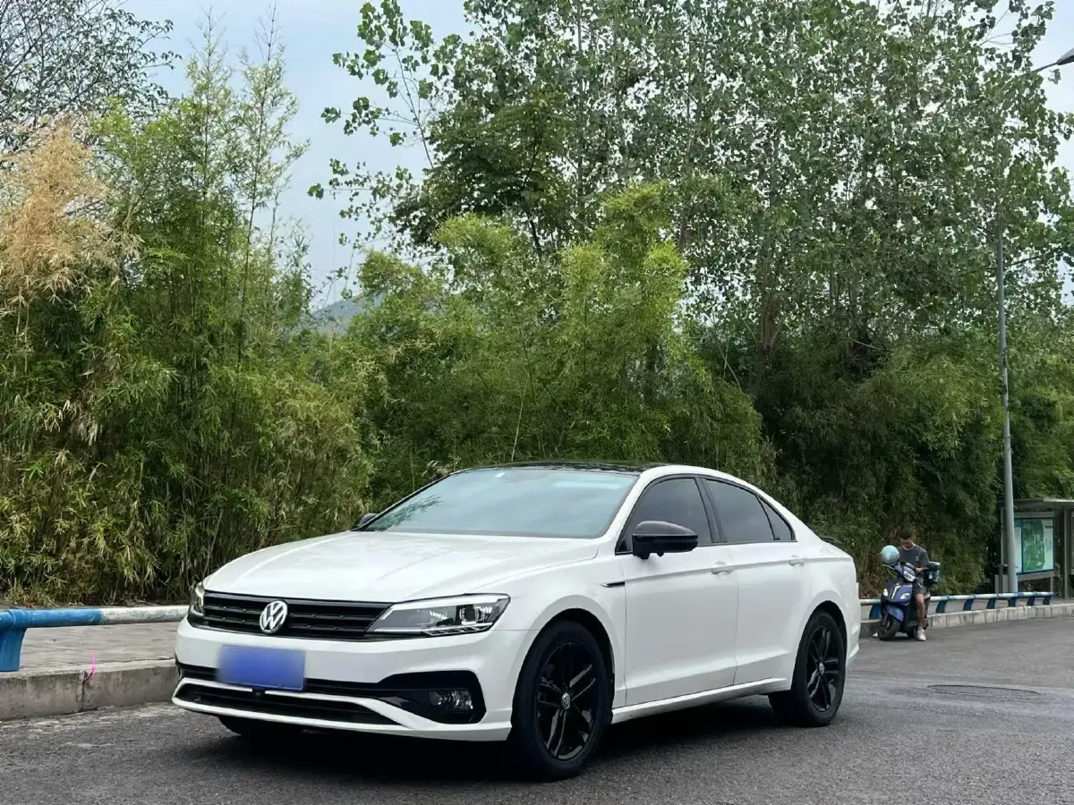 2021 Volkswagen Lamando 1.4T 150HP L4 7DCT
