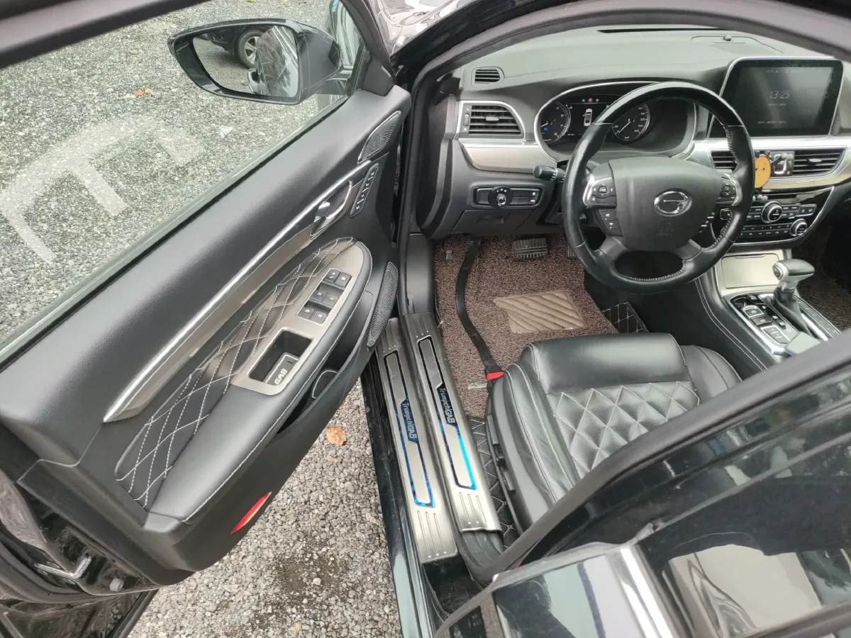 2017 GAC Trumpchi GA8 2.0T 197HP L4 6AT,autocango,china used car exporter,china ev exporter,chinese used car exporter,chinese used ev exporter