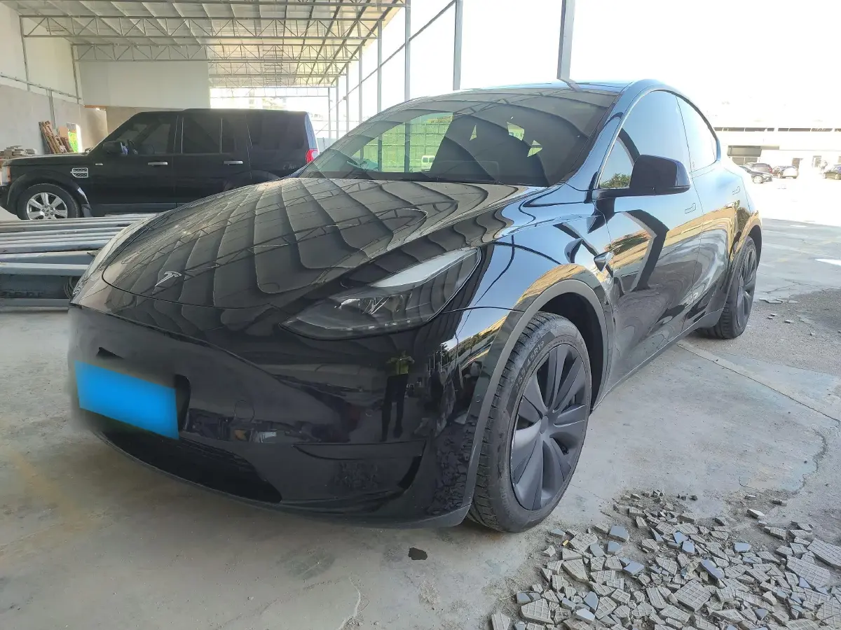 2022 Tesla Model Y BEV 60KWH