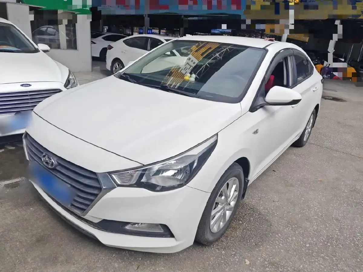 2016 Hyundai Verna 1.4L 100HP L4 6AT