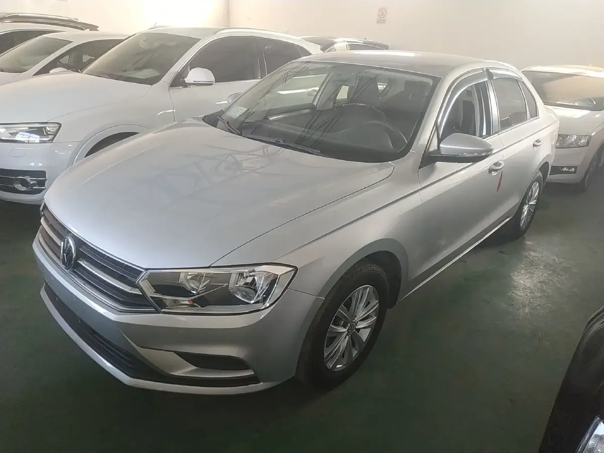 2018 Volkswagen Bora 1.5L 110HP L4 5MT