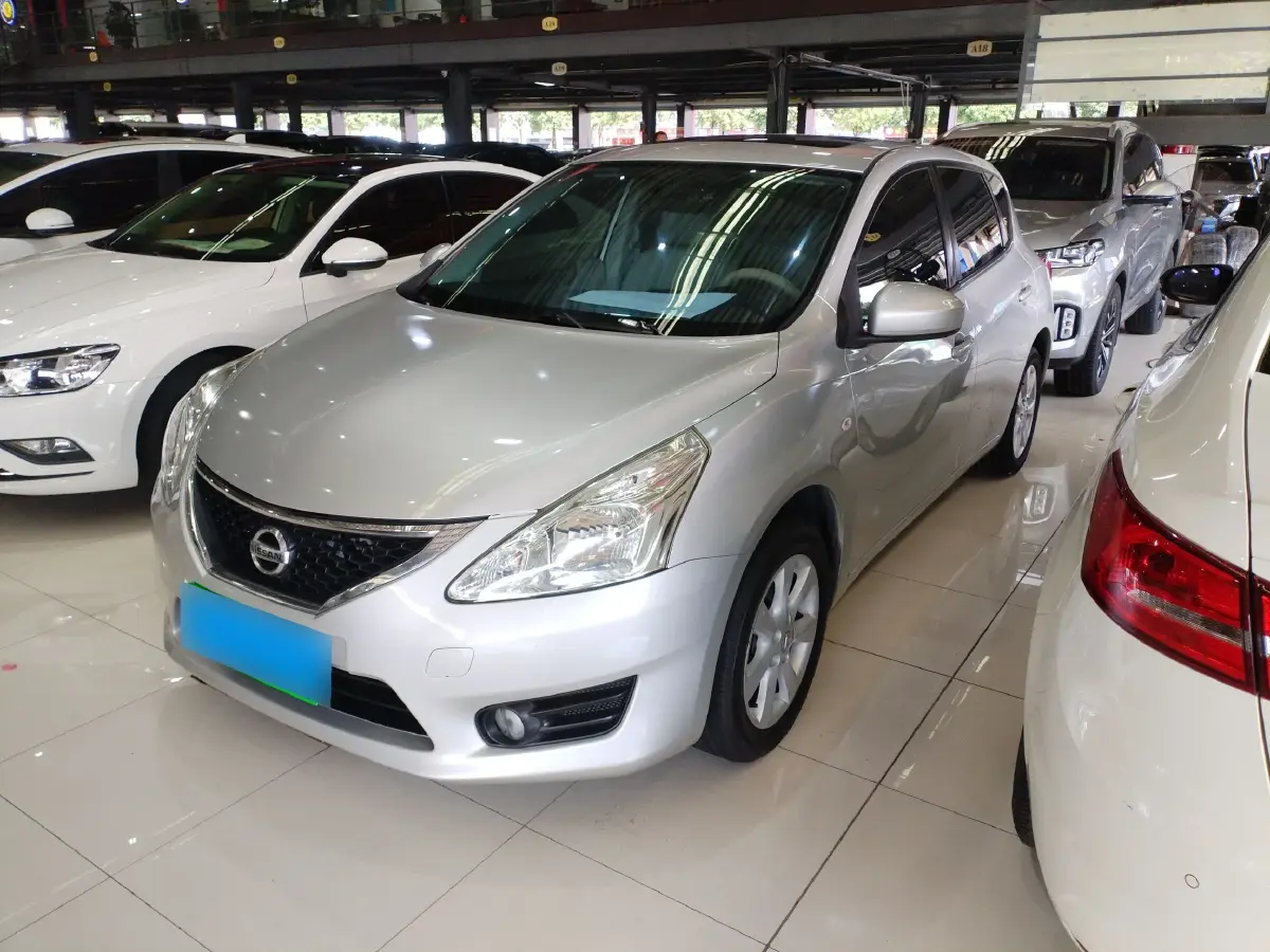 2011 Nissan Tiida 1.6L 126HP L4 CVT
