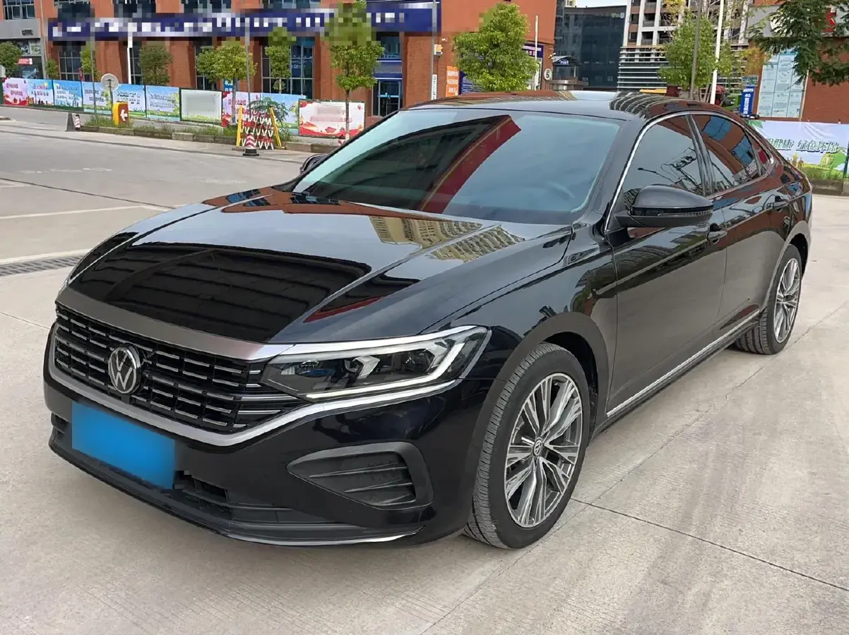 2022 Volkswagen Passat 1.4T 150HP L4 7DCT