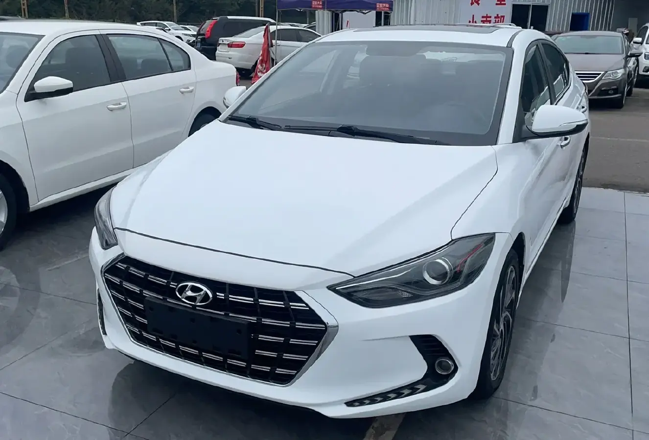 2020 Hyundai Elantra 1.5L 115HP L4 CVT