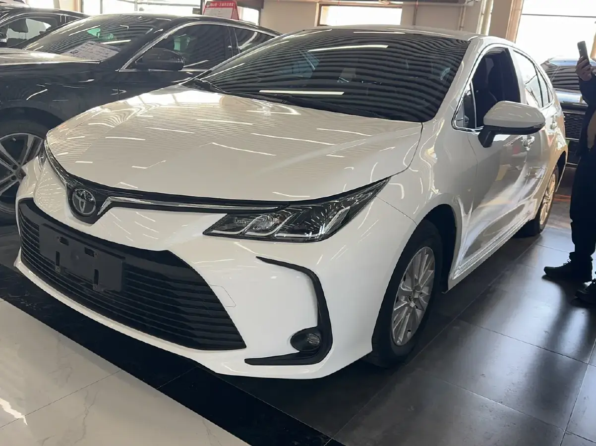 2021 Toyota Corolla 1.2T 116HP L4 CVT