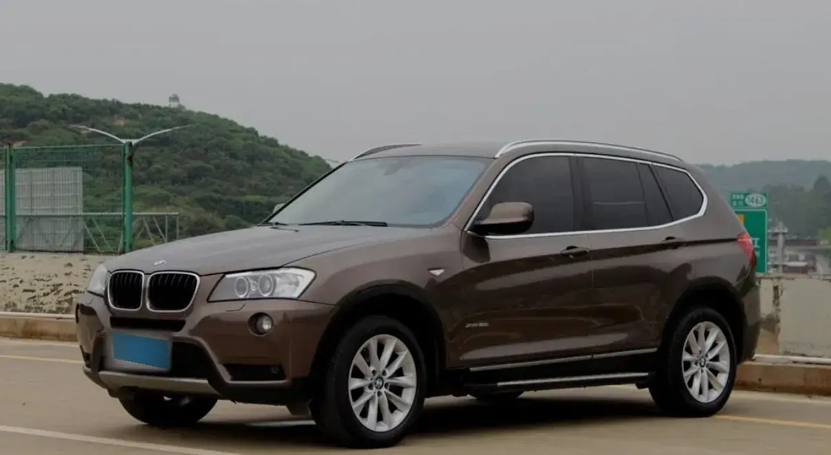 2013 BMW X3 2.0T 184HP L4 8AT