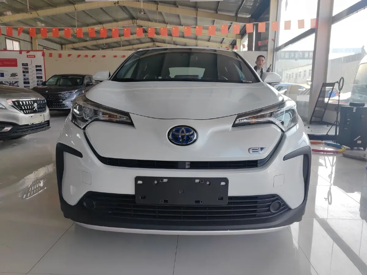 2020 Toyota Izoa E BEV 54.3KWH,autocango,china used car exporter,china ev exporter,chinese used car exporter,chinese used ev exporter