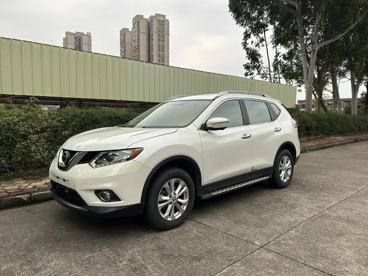 2014 Nissan X-Trail 2.0L 150HP L4 CVT