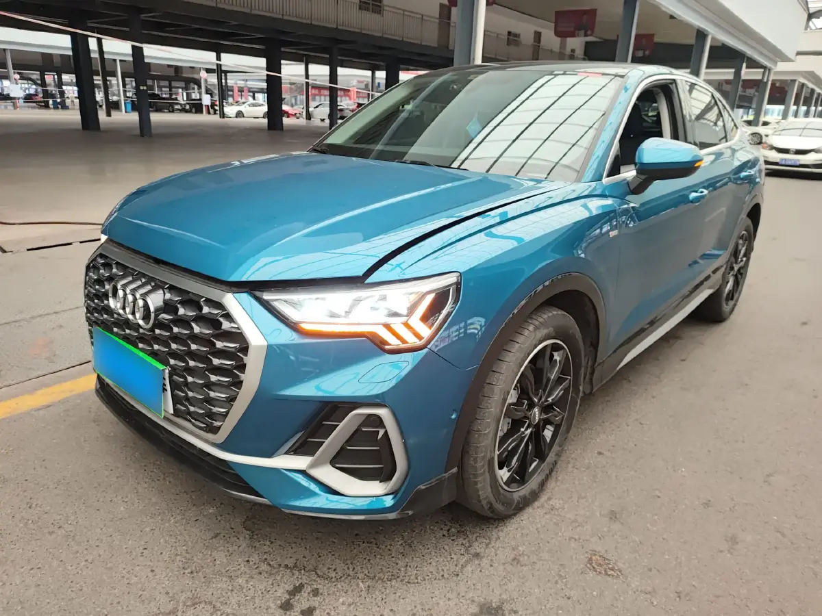 2020 Audi Q3 Sportback 2.0T 220HP L4 7DCT