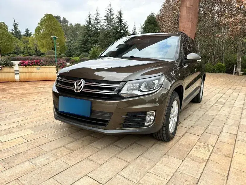 2015 Volkswagen Tiguan 1.8T 160HP L4 6AT