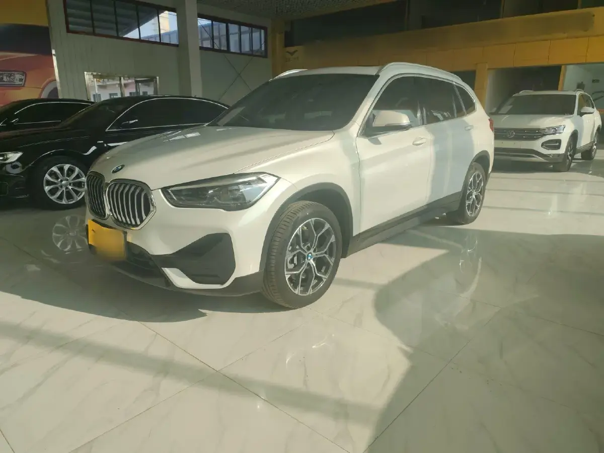2021 BMW X1 2.0T 192HP L4 7DCT