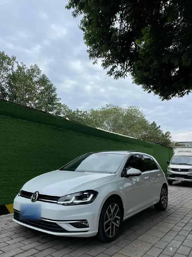 2019 Volkswagen Golf 1.4T 150HP L4 7DCT