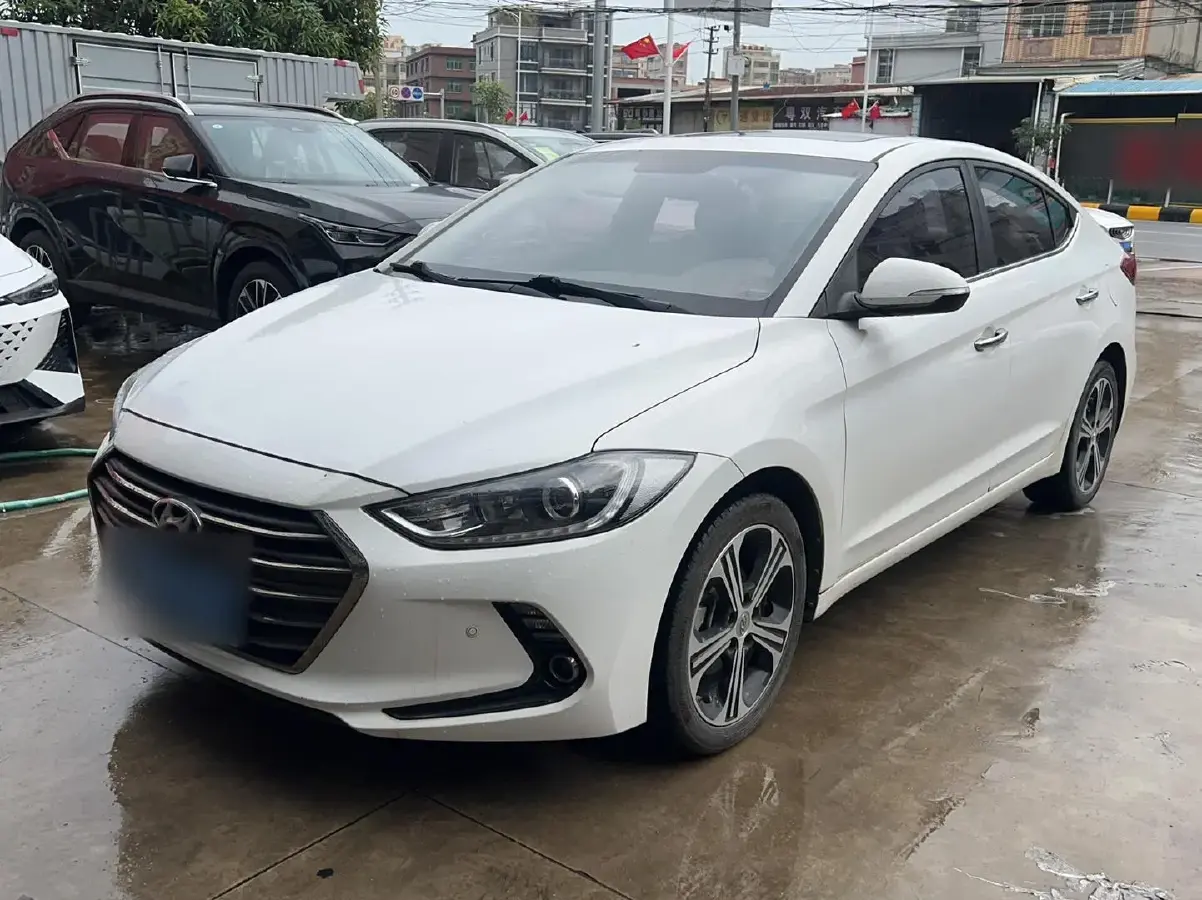 2018 Hyundai Elantra 1.4T 130HP L4 7DCT