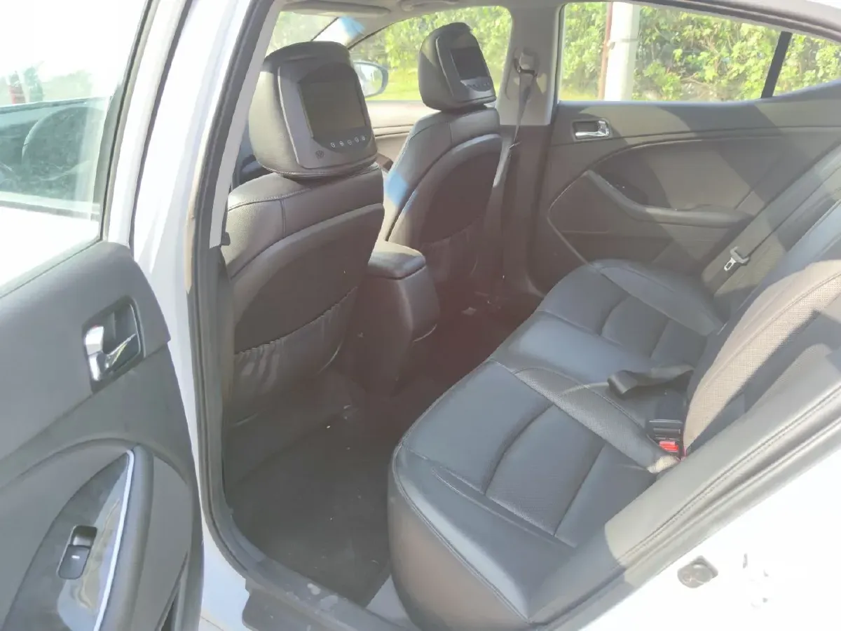 2014 Kia K5 2.0L 162HP L4 6AT,autocango,china used car exporter,china ev exporter,chinese used car exporter,chinese used ev exporter