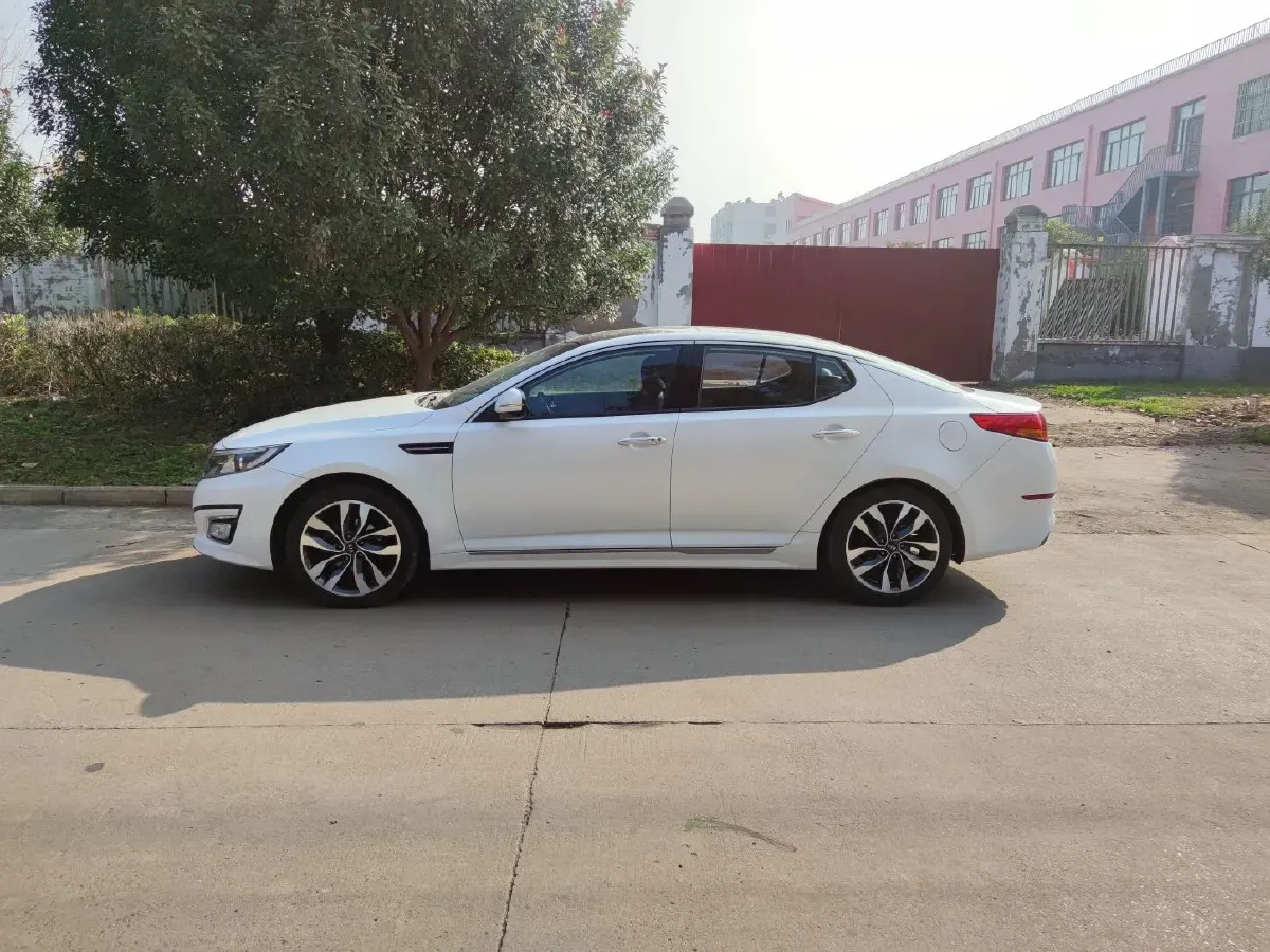 2014 Kia K5 2.0L 162HP L4 6AT,autocango,china used car exporter,china ev exporter,chinese used car exporter,chinese used ev exporter