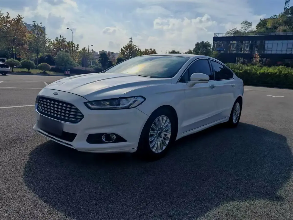 2013 Ford Mondeo 2.0T 203HP L4 6AT