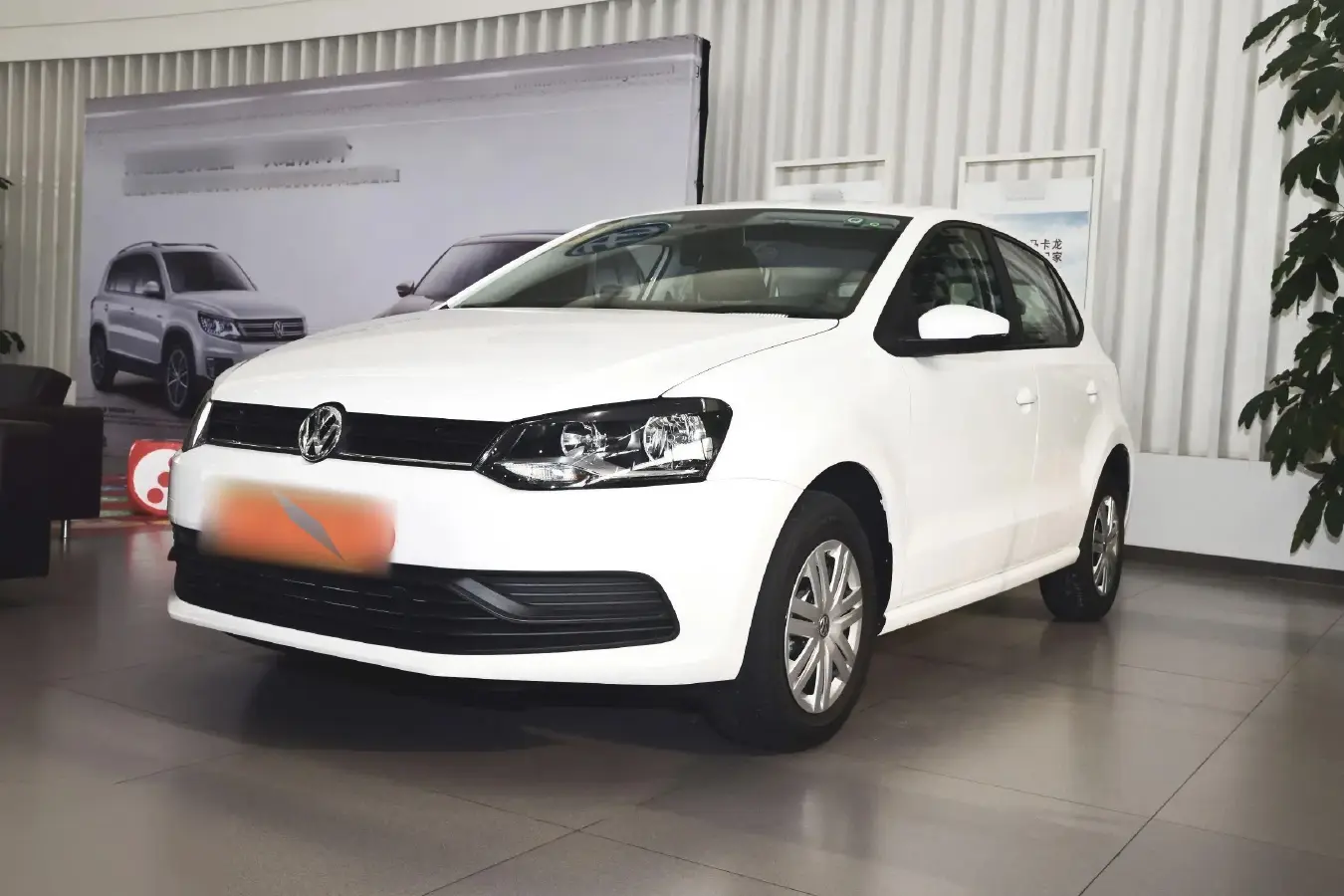 2016 Volkswagen Polo 1.4L 90HP L4 5MT