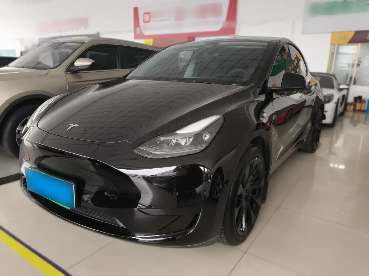 2022 Tesla Model Y BEV 60KWH