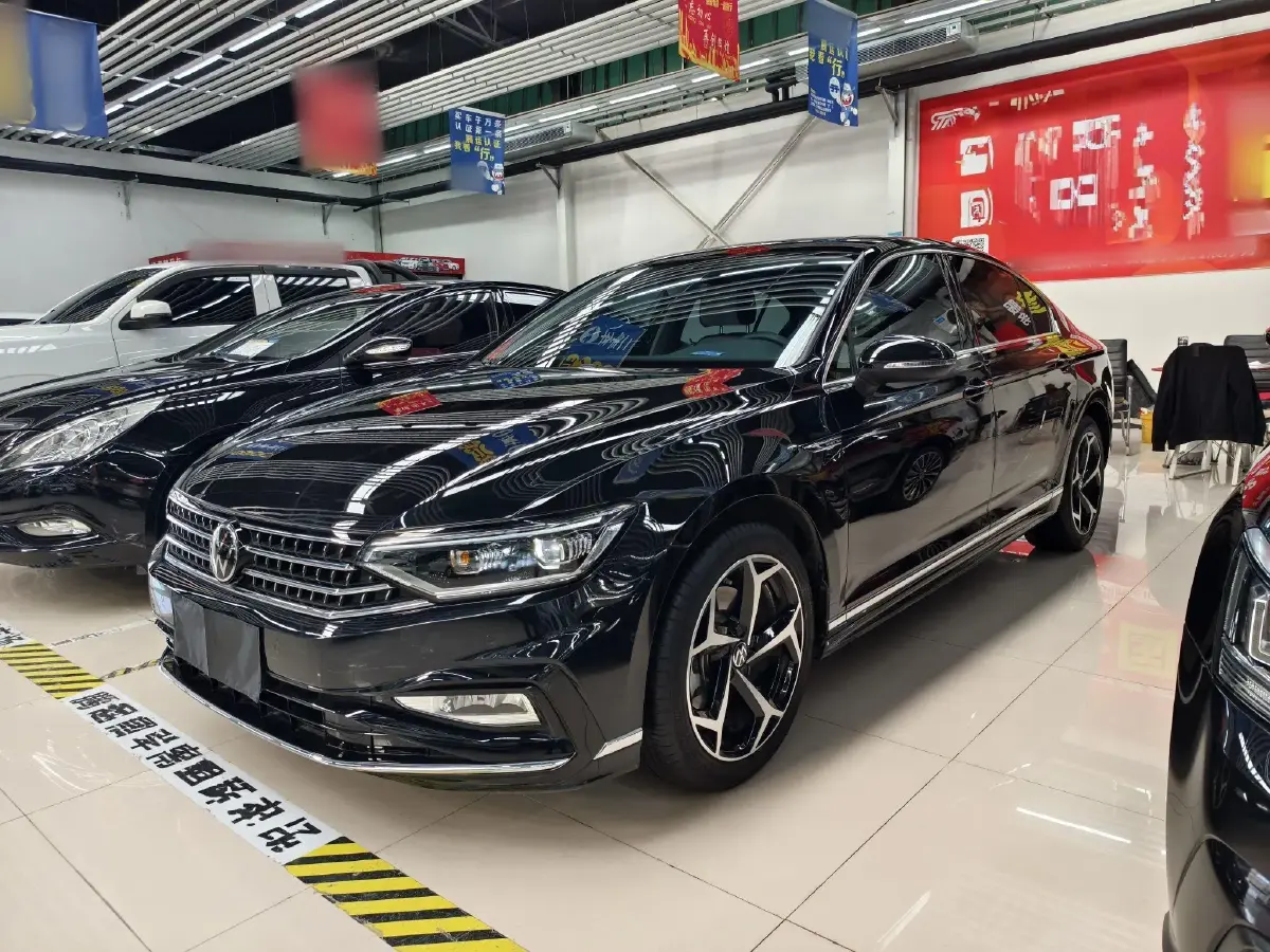 2023 Volkswagen Magotan 2.0T 186HP L4 7DCT