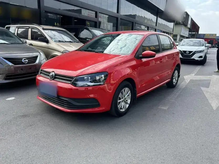 2016 Volkswagen Polo 1.4L 90HP L4 5MT