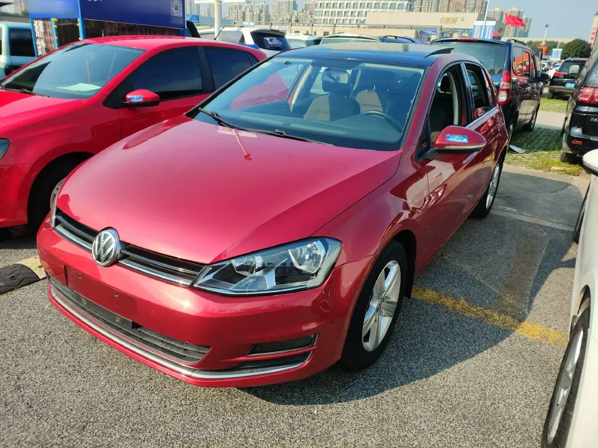 2015 Volkswagen Golf 1.4T 131HP L4 7DCT
