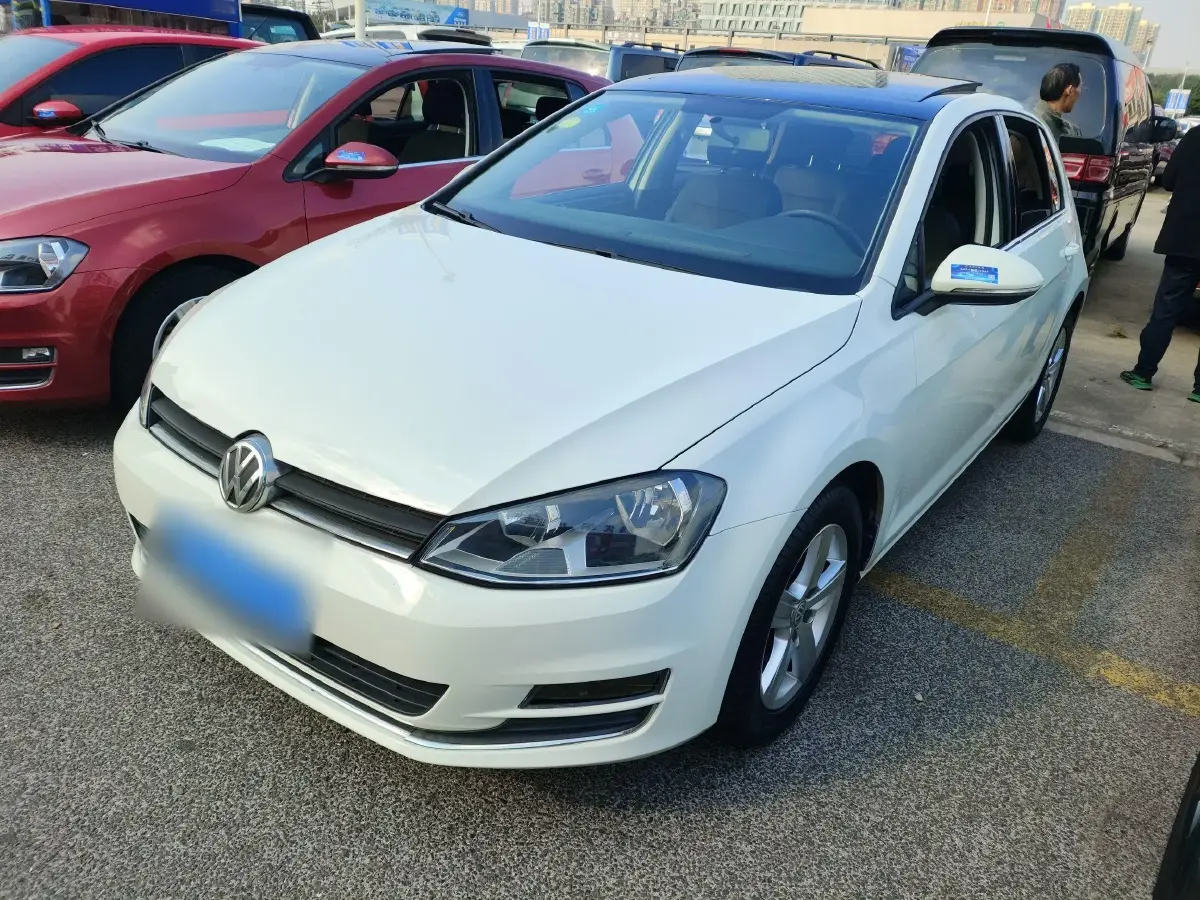 2015 Volkswagen Golf 1.4T 131HP L4 7DCT