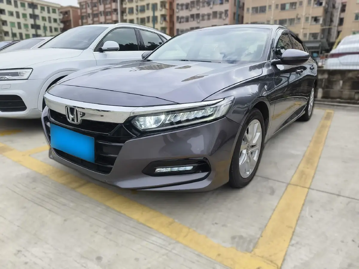 2018 Honda Accord 1.5T 194HP L4 CVT