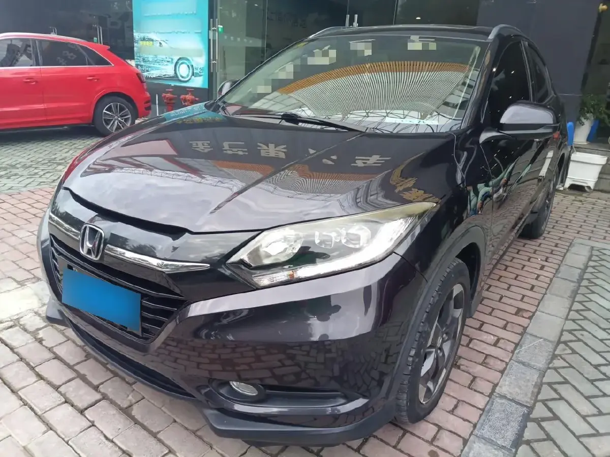 2015 Honda Vezel 1.8L 136HP L4 CVT