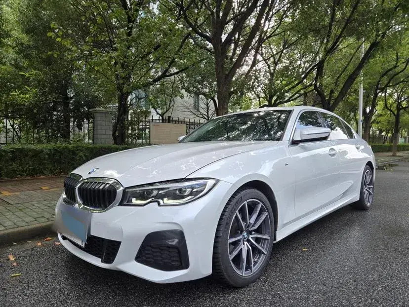 2022 BMW 3 Series 2.0T 156HP L4 8AT