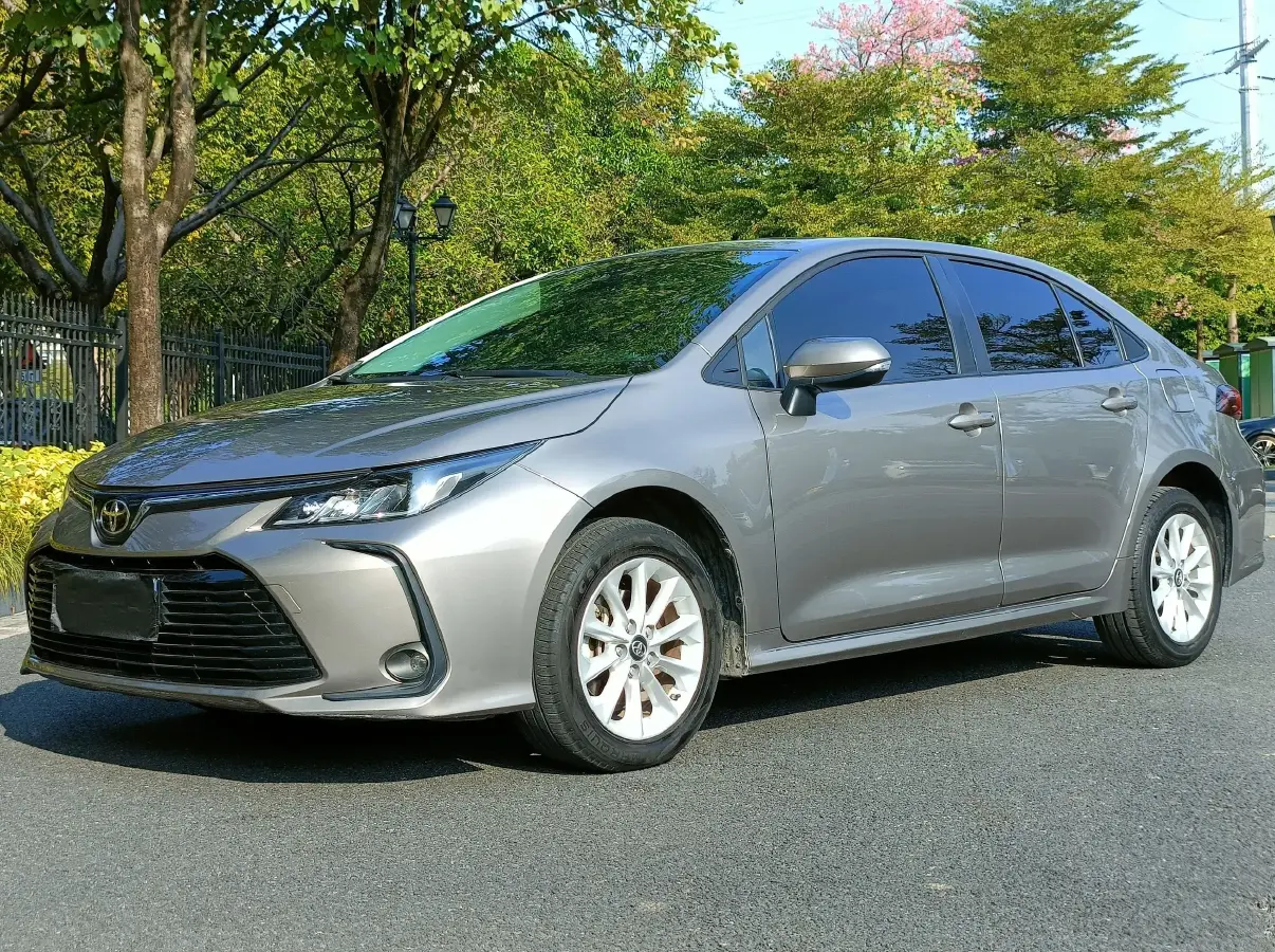 2021 Toyota Corolla 1.2T 116HP L4 CVT