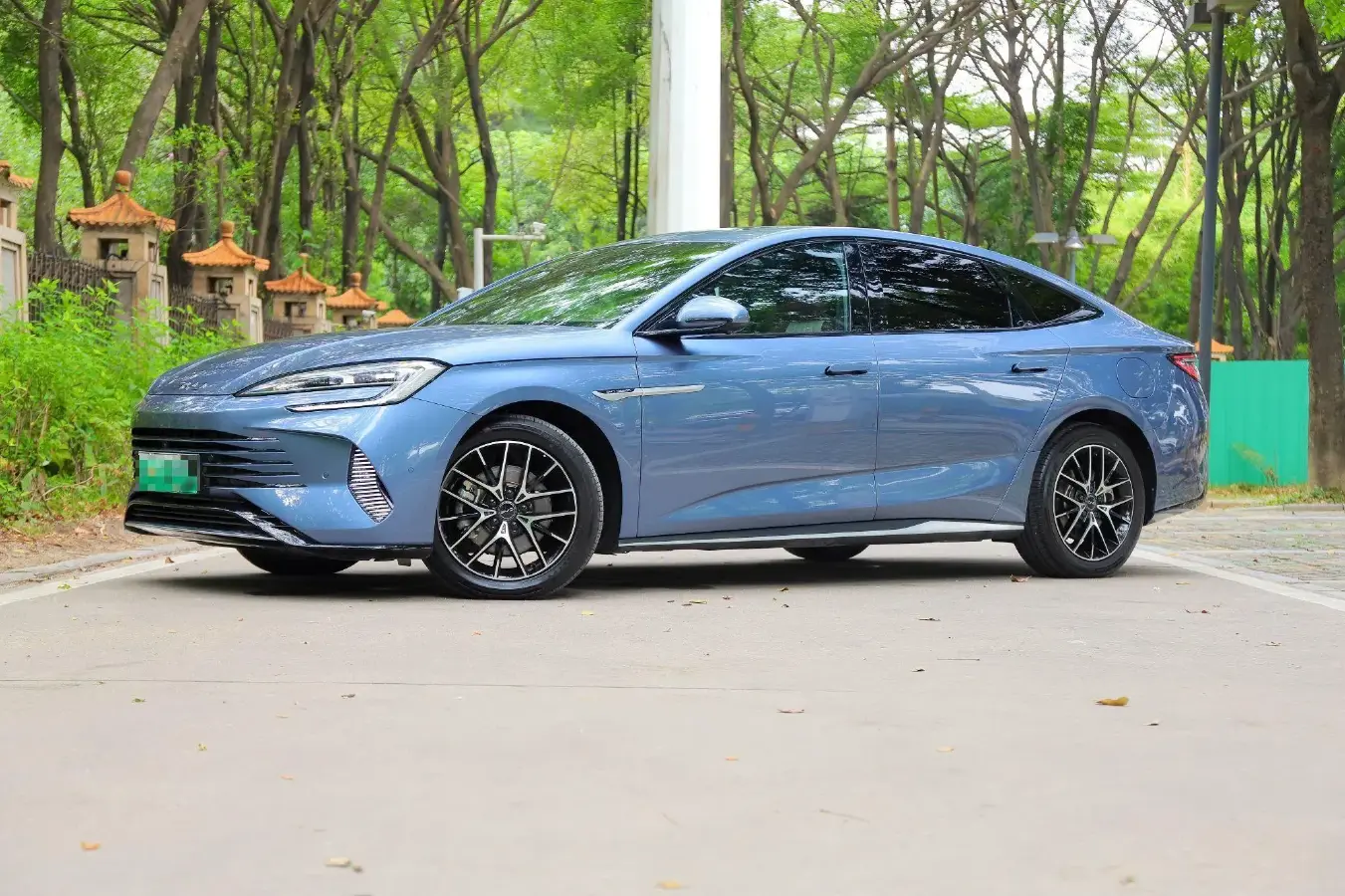 2023 BYD Seal 1.5T 139HP L4 E-CVT PHEV 17.6KWH
