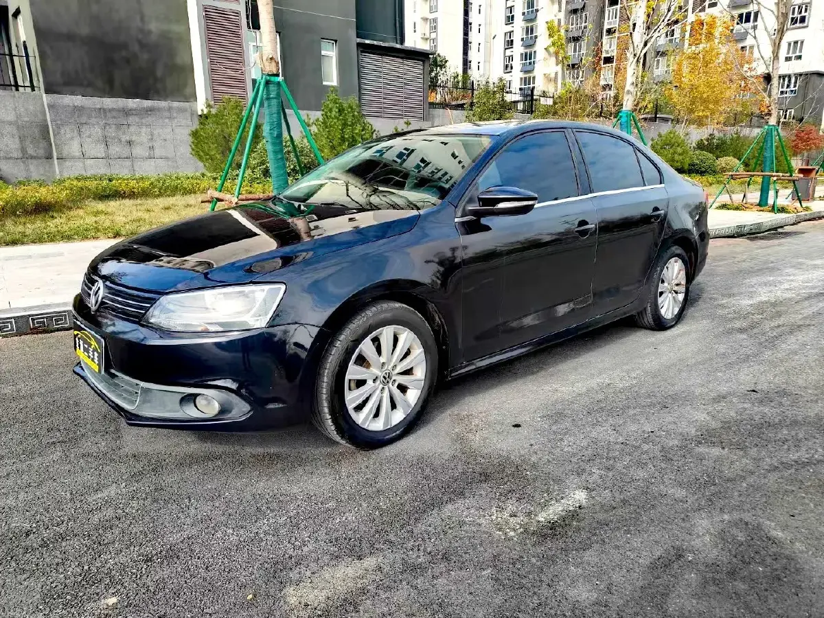 2014 Volkswagen Sagitar 1.6L 105HP L4 6AT