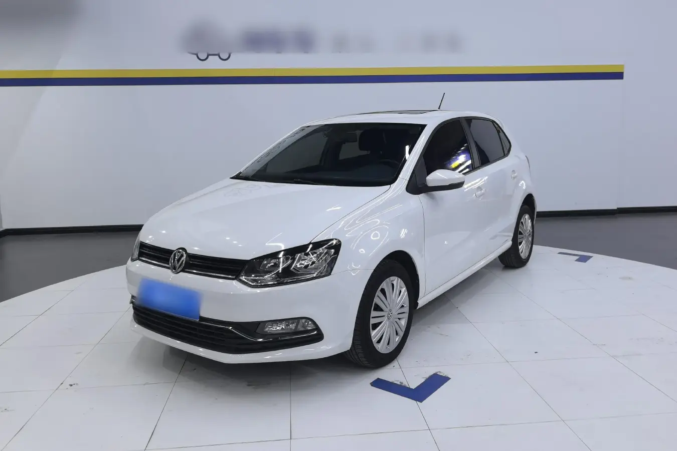 2016 Volkswagen Polo 1.6L 110HP L4 6AT