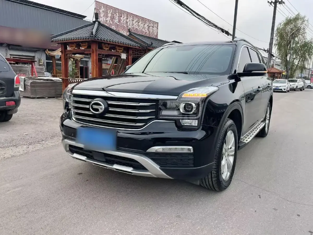 2017 GAC Trumpchi GS8 2.0T 201HP L4 6AT