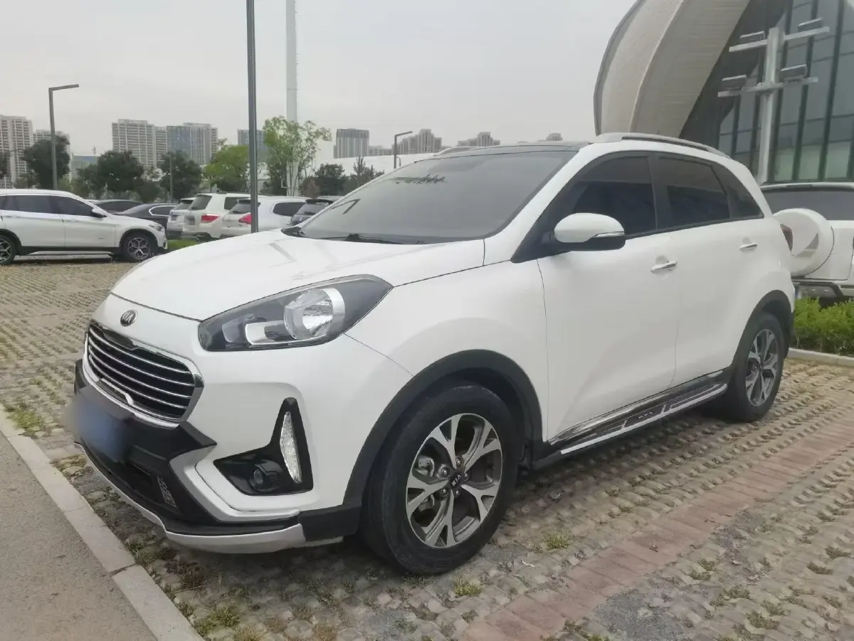 2017 Kia KX3 1.6L 125HP L4 6AT