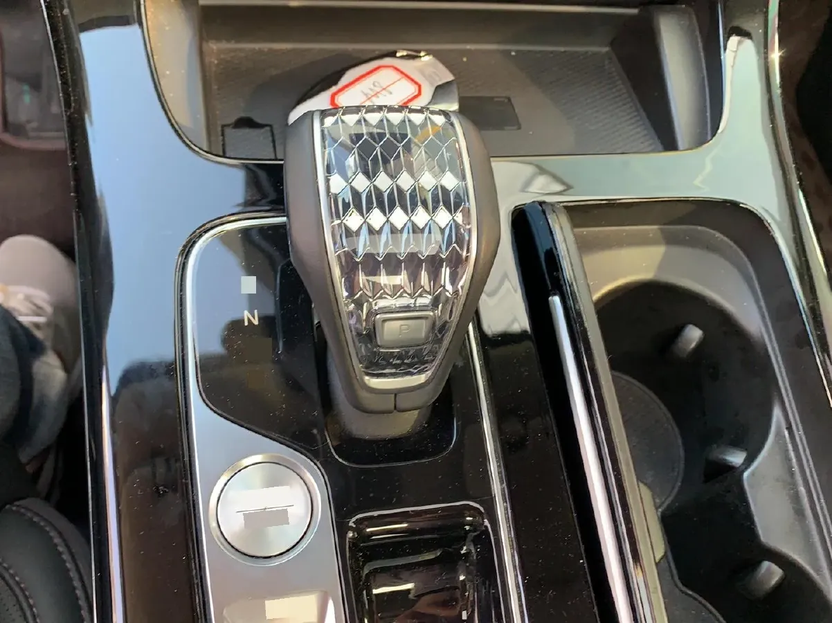 2024 GAC Trumpchi M8 2.0T 252HP L4 8AT,autocango,china used car exporter,china ev exporter,chinese used car exporter,chinese used ev exporter