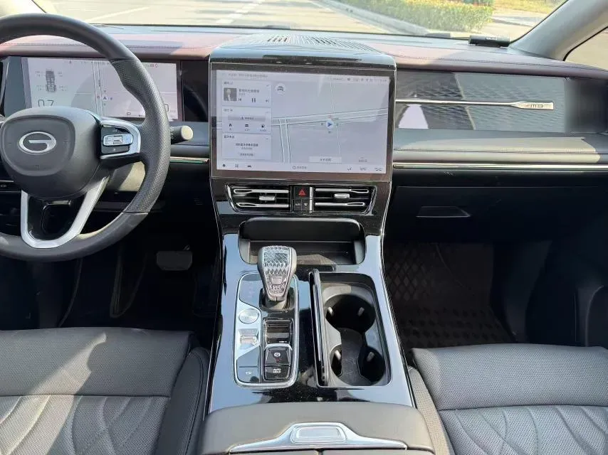 2024 GAC Trumpchi M8 2.0T 252HP L4 8AT,autocango,china used car exporter,china ev exporter,chinese used car exporter,chinese used ev exporter