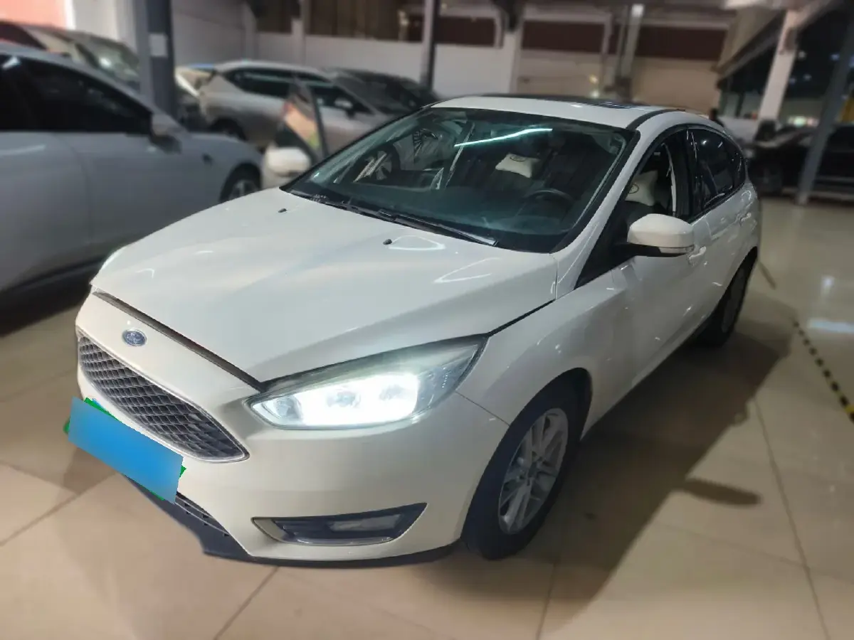 2017 Ford Focus 1.6L 125HP L4 6DCT