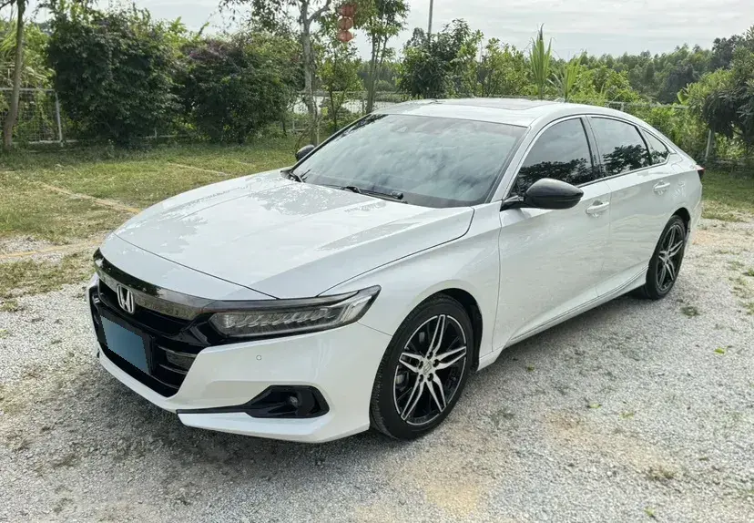 2022 Honda Accord 1.5T 194HP L4 CVT