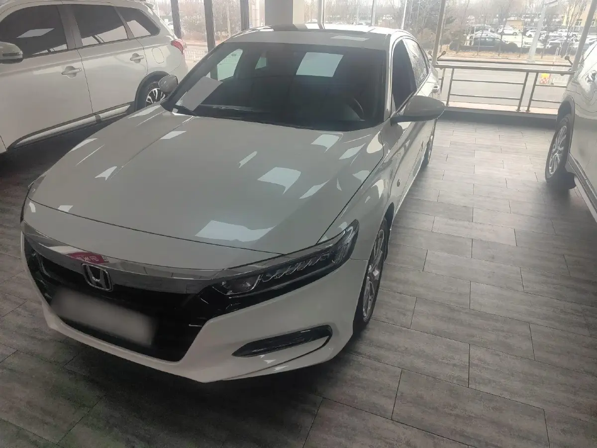 2018 Honda Accord 1.5T 177HP L4 CVT