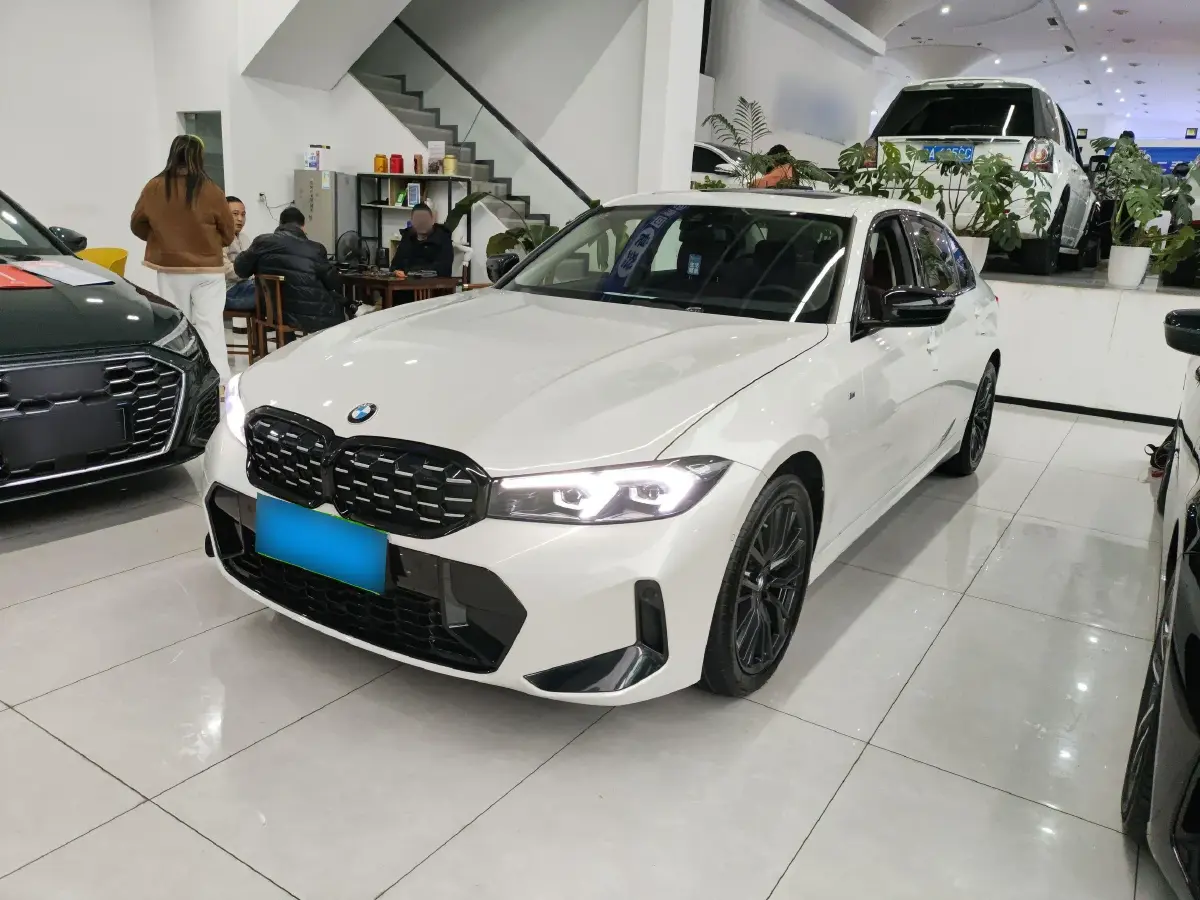 2023 BMW 3 Series 2.0T 184HP L4 8AT