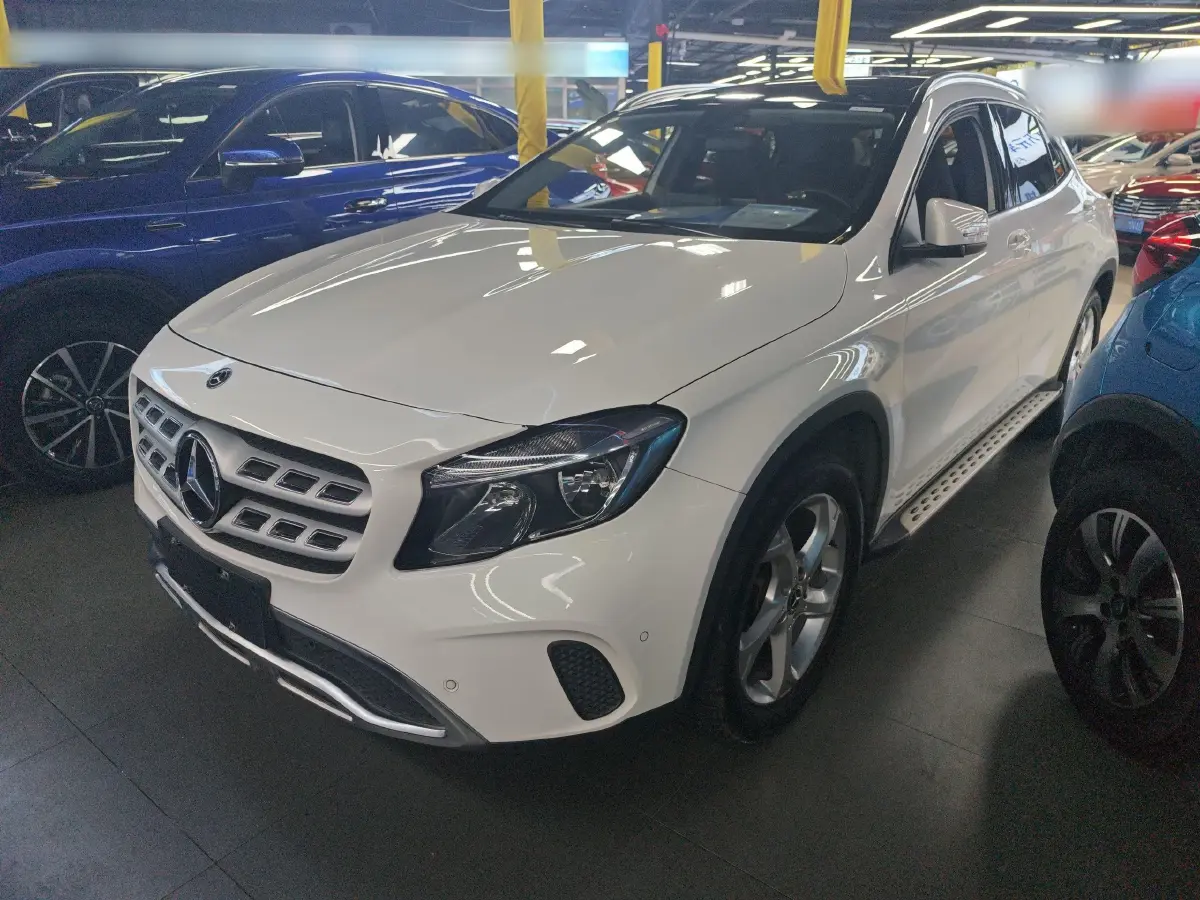 2017 Mercedes-Benz GLA Class 1.6T 156HP L4 7DCT