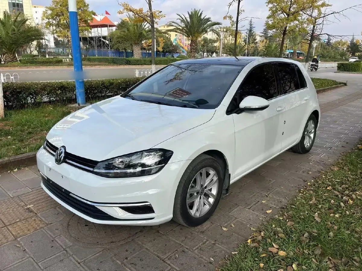 2019 Volkswagen Golf 1.4T 150HP L4 7DCT